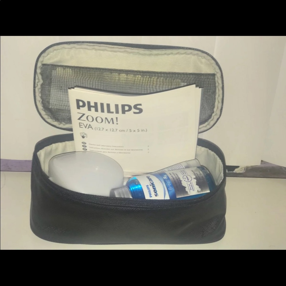 Phillips Zoom